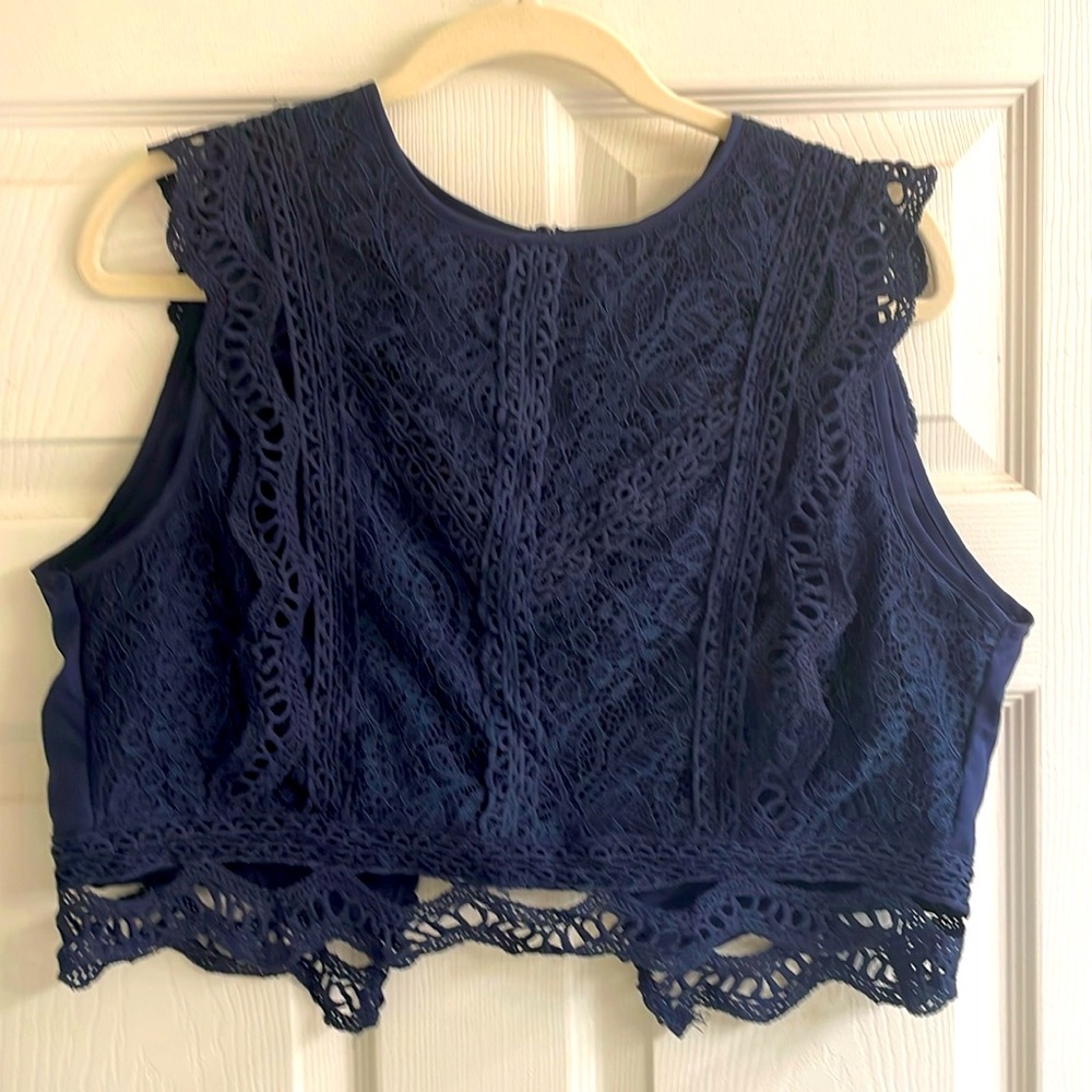 SHEIN Frenchy Navy Blue Knit Crop Top in Large NWT
